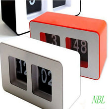 Retro Auto Flip Desk Clock